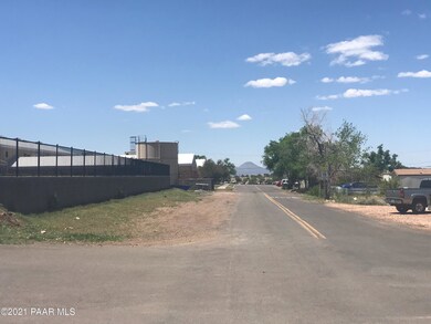 47009 N 4th St, Ash Fork, AZ 86320 - photo 5