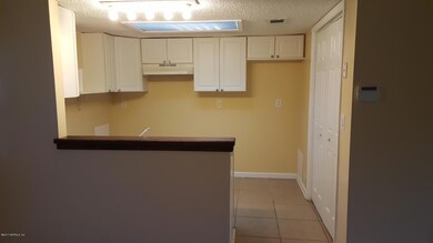 7656 Melissa Ct N, Jacksonville, FL 32210 - photo 6