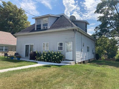 124 W Maple St, Wabash, IN 46992 - photo 3