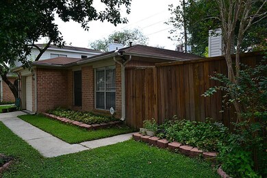 8343 E Ridge Dr, Houston, TX 77040 - photo 2