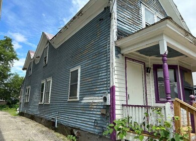 51 Williams St, Bellows Falls, VT 05101 - photo 2