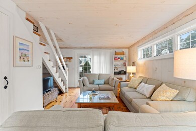 25-web-or-mls-7 Wharf Ave Int Hi Res-5