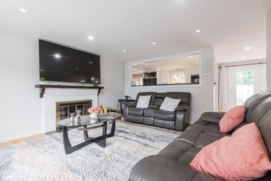 38 Kent Dr, Hudson, MA 01749 - photo 3