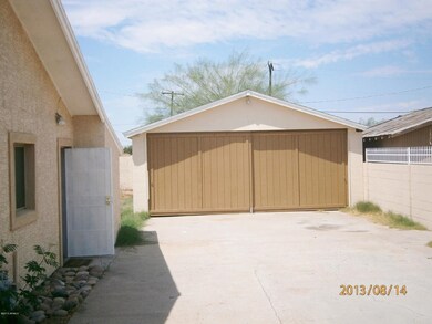 1616 N 25th Place, Phoenix, AZ 85008 - photo 3