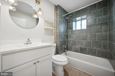 237 Roxborough Ave unit 2, Philadelphia, PA 19128 - photo 5