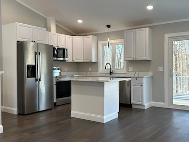 102 Wells Rd, Becket, MA 01223 - photo 5