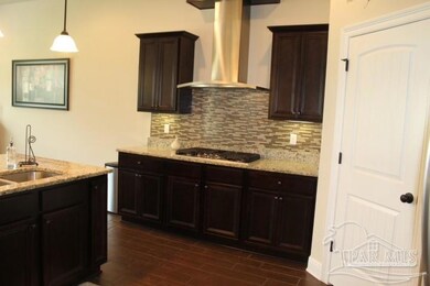 8778 Lupine Ln, Pensacola, FL 32526 - photo 6