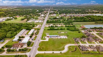 6731 W Broadway St, Brookside Vl, TX 77581 - photo 4