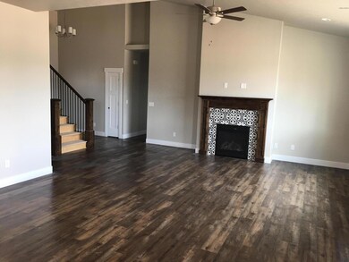 1 FAMILY AND STAIRS