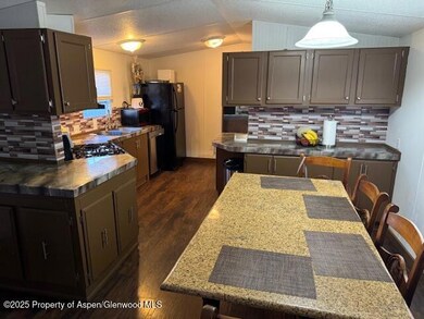 925 W 1st St unit 325, Craig, CO 81625 - photo 5