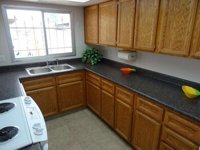 6747 N 44th Ave, Glendale, AZ 85301 - photo 7