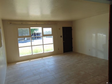 2014 E 25th St, Yuma, AZ 85365 - photo 2