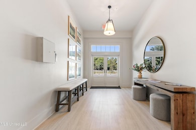 315 Main St unit I, Bay Saint Louis, MS 39520 - photo 5