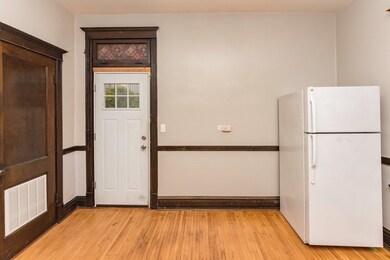 2200 W Cortez St unit 3R, Chicago, IL 60622 - photo 4