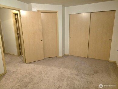 21724 E Terra Ln SE, Yelm, WA 98597 - photo 7