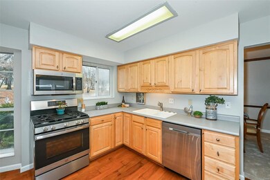 1669 Blakefield Terrace, Ballwin, MO 63021 - photo 5