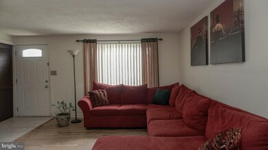 3169 Ryerson Cir, Halethorpe, MD 21227 - photo 5