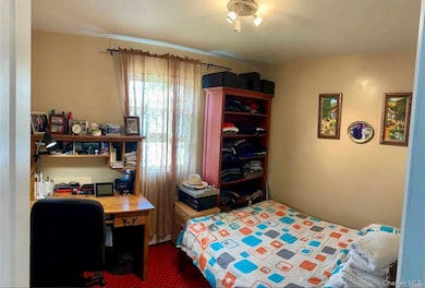 99 Ormond St, Hempstead, NY 11550 - photo 4