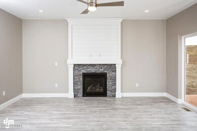 Family Room_DMD_4540-SMALL