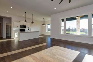 512 N Kilkenny Way, Nixa, MO 65714 - photo 5