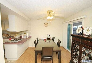 5465 Villa Way unit 32, Cypress, CA 90630 - photo 3