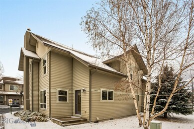 end unit means extra green space!