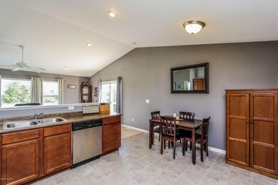 006-Kitchen_Dining_Room-2792601-medium