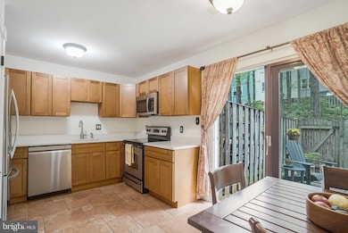 5766 First Landing Way unit 105, Burke, VA 22015 - photo 6