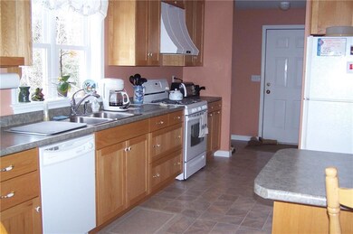 22 Village Way, Buckfield, ME 04220 - photo 5