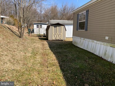 241 Liberty Cir, Hereford, PA 18056 - photo 6