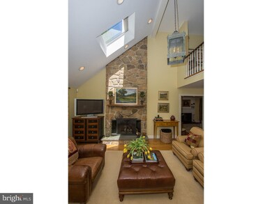 210 Ravenscliff Rd, Wayne, PA 19087 - photo 5