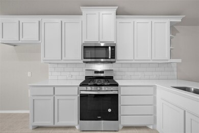 906 Versailles Ct, Cleburne, TX 76033 - photo 5