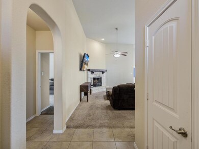 1221 Vaughna Dr, Weatherford, TX 76087 - photo 3