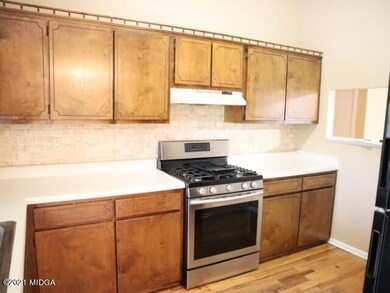 7 Kitchen