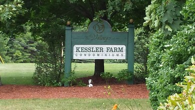 40 Hawkstead Hollow unit U38, Nashua, NH 03063 - photo 2