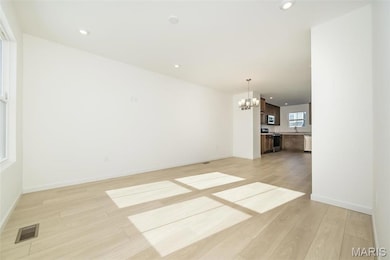 103 Cardow Dr unit 169-605, O'Fallon, MO 63368 - photo 5