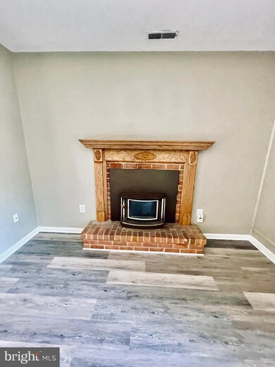 1054 Brinker Dr, Hagerstown, MD 21740 - photo 6