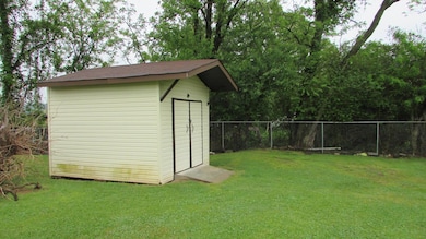 308 Roosevelt St, Johnson City, TN 37601 - photo 7