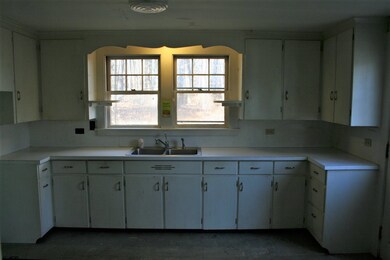 70 Adams St, Milford, NH 03055 - photo 5