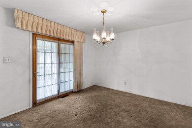 623 S Central Blvd, Broomall, PA 19008 - photo 6