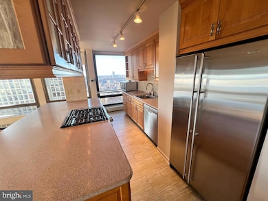 Society Hill Towers unit 12GN, Philadelphia, PA 19106 - photo 6