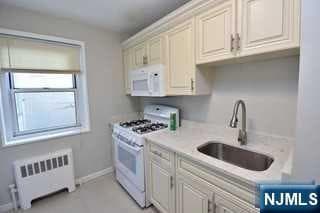 2215 N Central Rd, Fort Lee, NJ 07024 - photo 2