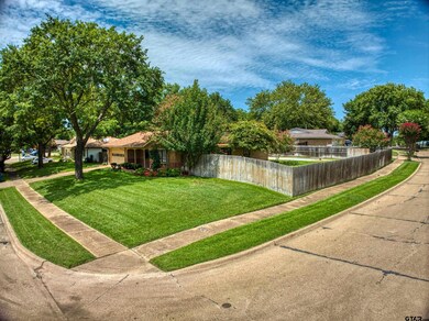 545 545 Lakeshore Dr, Ennis, TX 75119 - photo 7