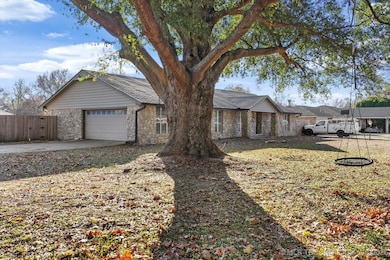 12664 E 129th St S, Broken Arrow, OK 74011 - photo 2