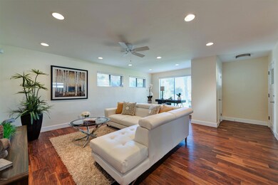 004_Living Room III
