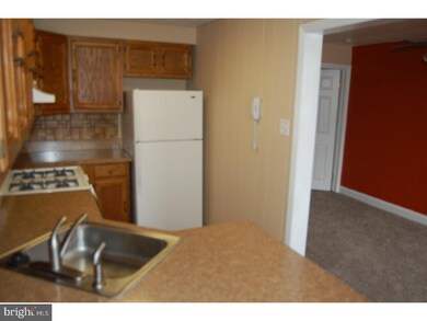 906 Maple Ave, Glenolden, PA 19036 - photo 6