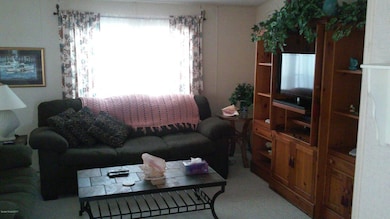 634 wedelia 12a living rm