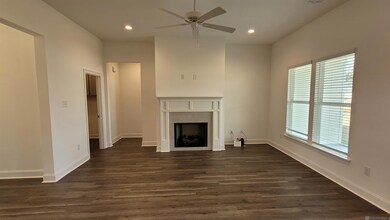 10443 Highpoint Dr, Denham Springs, LA 70706 - photo 4