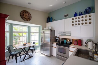 1272 Seagrape Cir, Weston, FL 33326 - photo 6