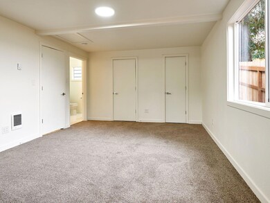 1021 SW Harbor Ave, Lincoln City, OR 97367 - photo 7